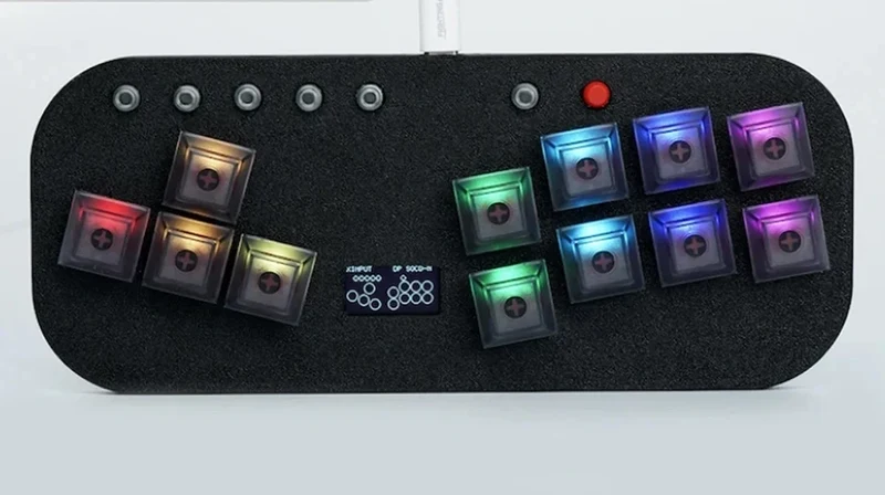 Hitbox mini Flatbox V3 pour PC, Switch et PS4 — interrupteurs mécaniques au choix