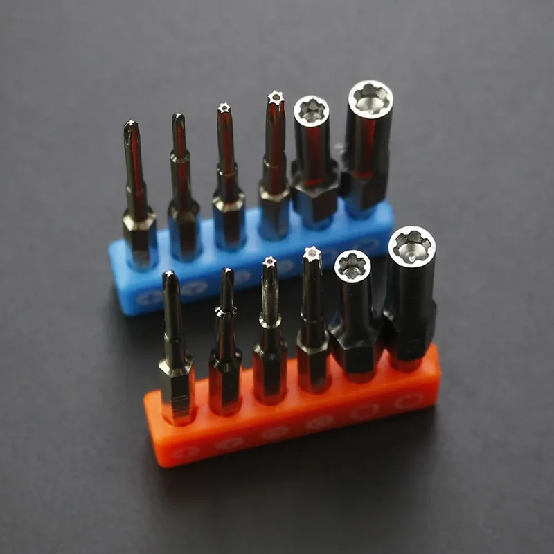 Kit de démontage de consoles portables — tournevis, spatules et médiators d'ouverture