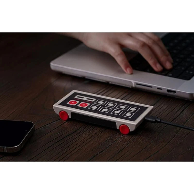 Chargeur sans fil 8BitDo N30 pour smartphone — jusqu'à 15 W, format manette rétro