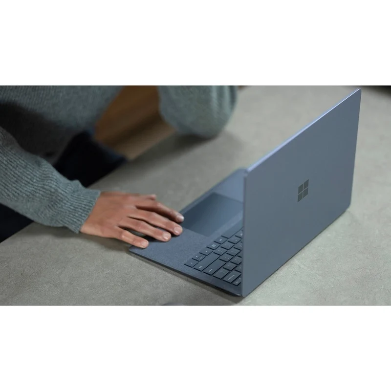 Ordinateur portable Microsoft Surface Laptop 4 13.5" à écran tactile - AMD Ryzen 5 - 16 Go - SSD 256 Go - Bleu glacier 7IW-00048