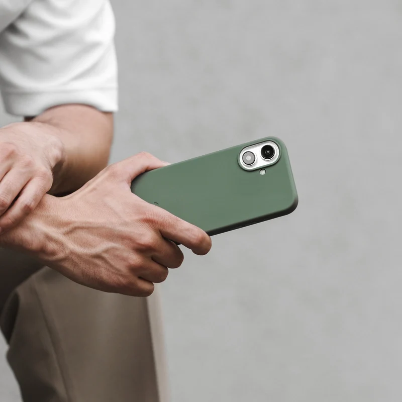 Étui pour iPhone 16 Durable