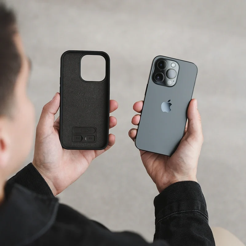 Étui pour iPhone 13 Black Series
