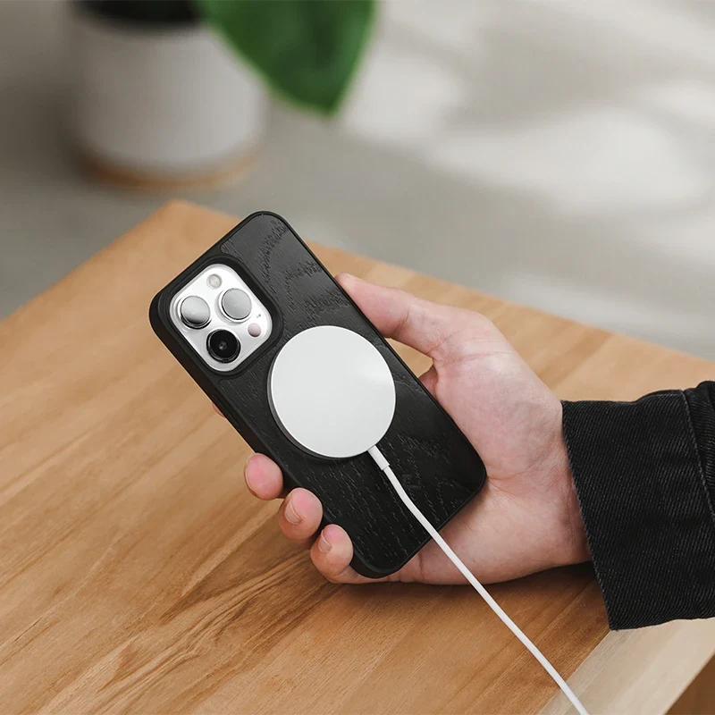 Étui pour iPhone 14 Black Series