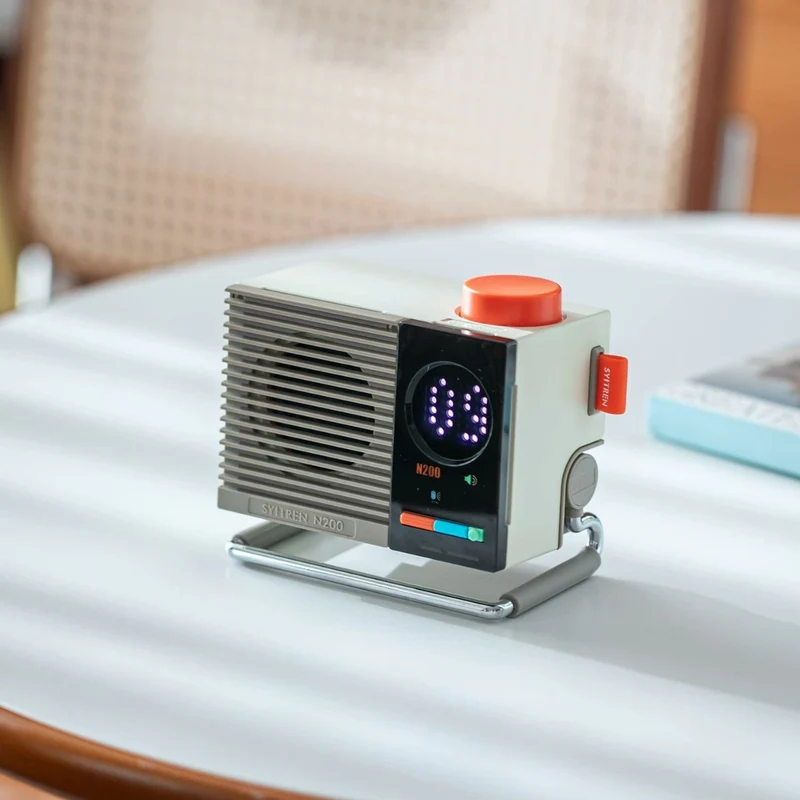 Enceinte Bluetooth Syitren N200 — afficheur à matrice de points et support inclinable