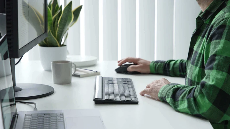 Clavier EcoSmart™ à recuperation d’energie photovoltaique (Français)