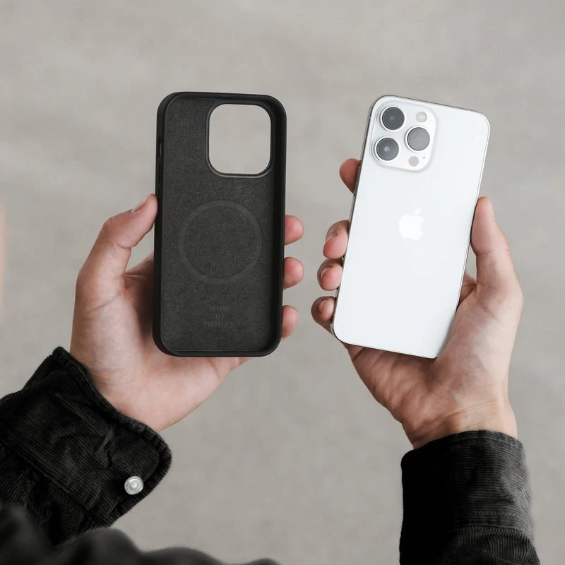 Étui pour iPhone 15 Pro Max Noix