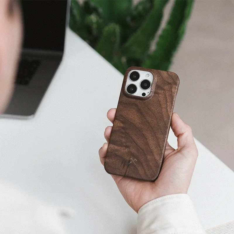 Coque iPhone en bois fine