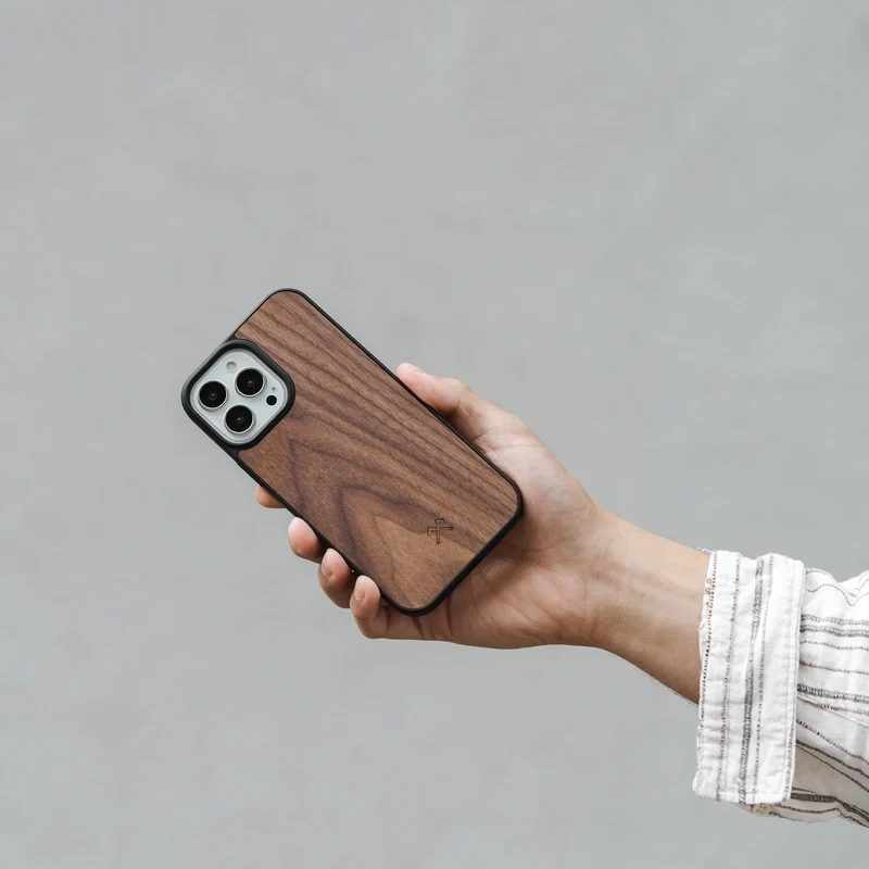 Étui pour iPhone 14 Plus MagSafe en bois