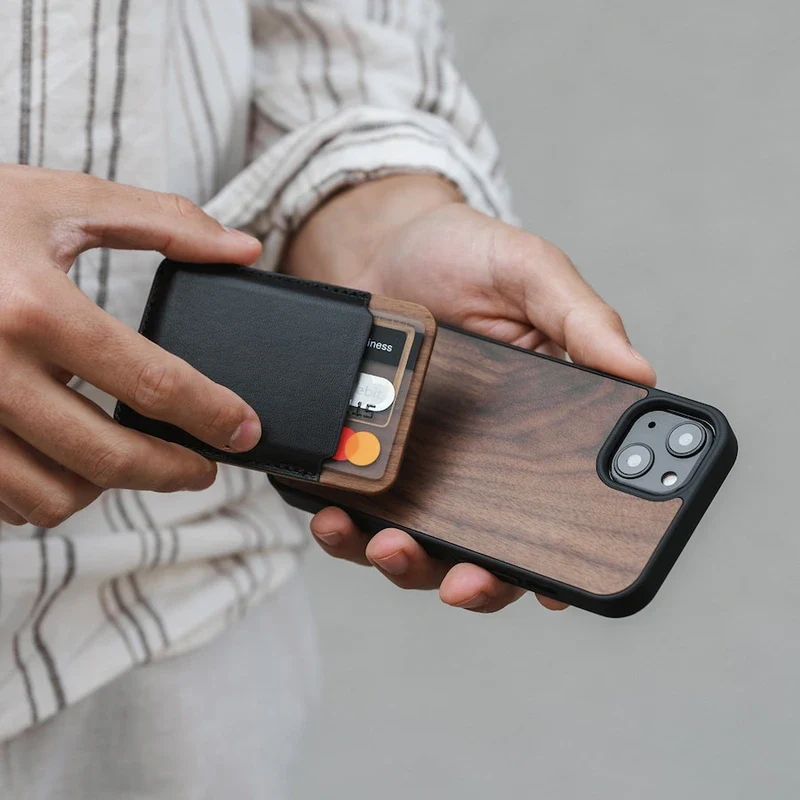 Étui pour iPhone 14 Plus MagSafe en bois