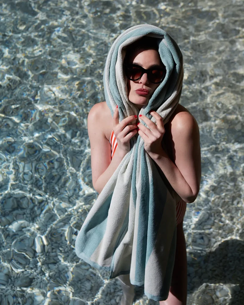 Serviette de plage éponge 90x200 La Serviette Paris à personnaliser