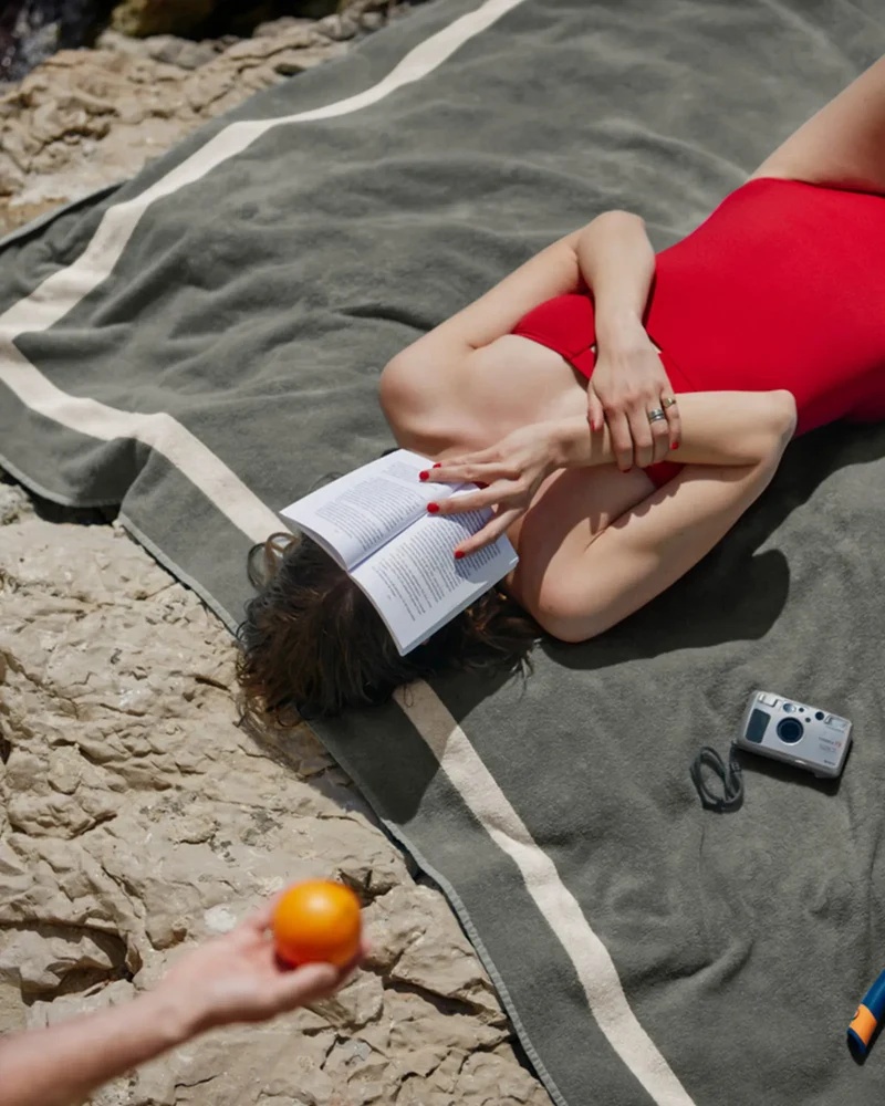 Serviette de plage XXL coton longues fibres La Serviette Paris à personnaliser