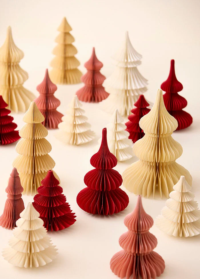 Sapin en papier 16 cm