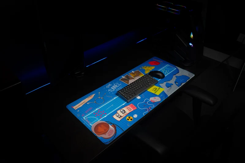 Replaymode's "The Tunnel" Deskmat