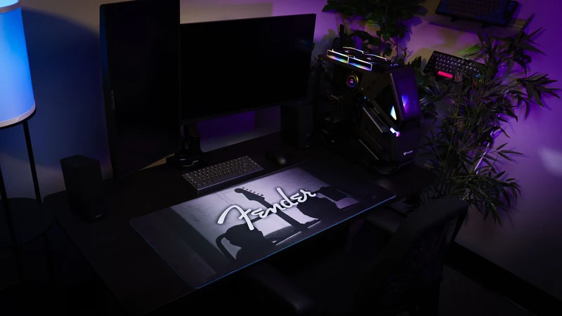 Official Fender "Family Night Out 1954" - Desk Mat