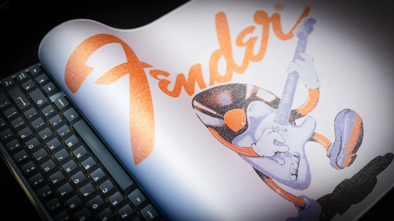 Official Fender "Recording Machine" - Desk Mat