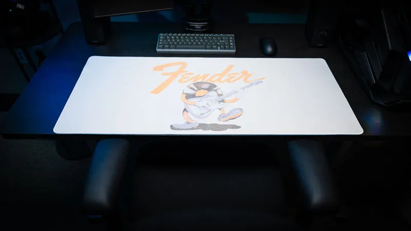 Official Fender "Recording Machine" - Desk Mat