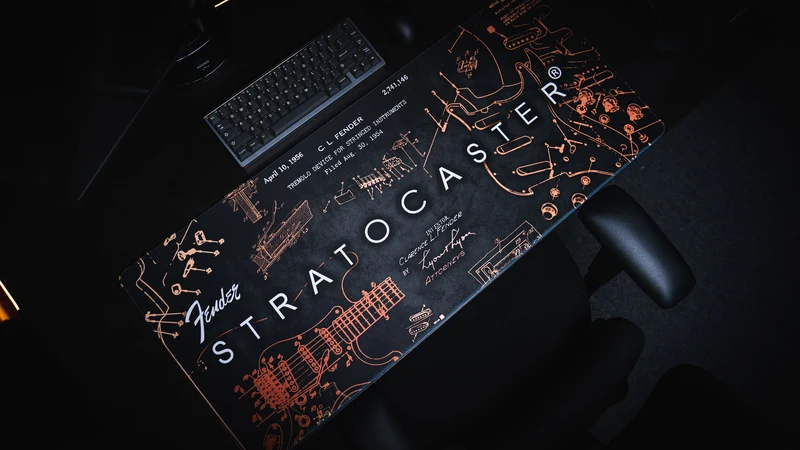 Official Fender "Stratocaster Blueprint" (Gold) - Desk Mat