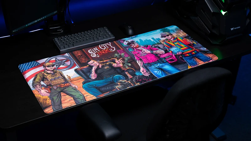 "BRG Loading" — BobbyRayGray Deskmat