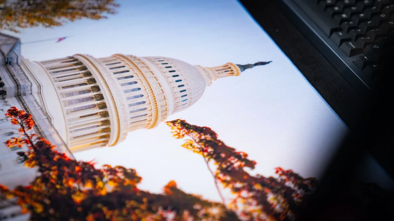 "Capitol Building" — Epic Desk Deskmat