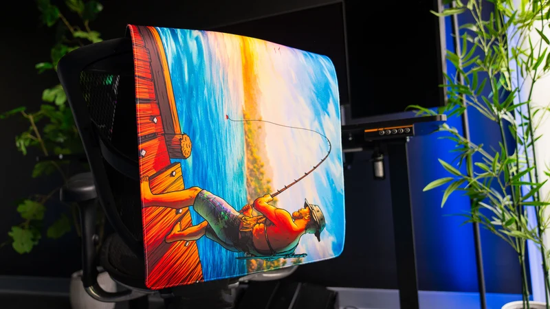 "How do you fish?" — Posty Deskmat
