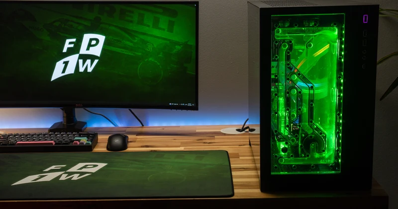"Apex Grip" — FP1Will Deskmat