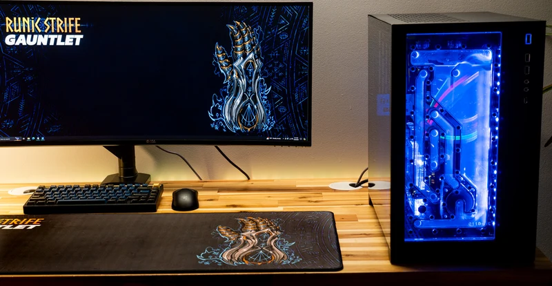 "Runic Strife Gauntlet" — Zizaran Deskmat