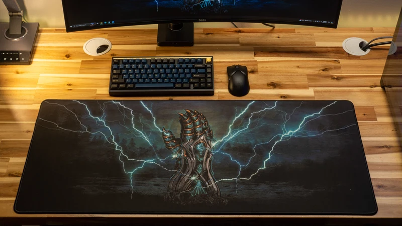 "Into the Mist" — Zizaran Deskmat