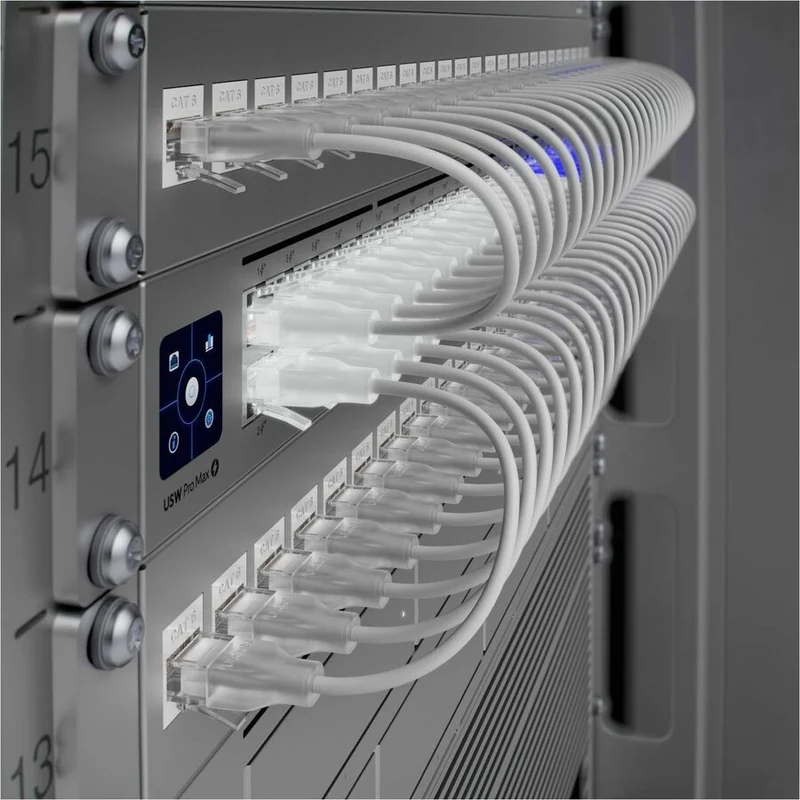 Commutateur Ubiquiti 48 ports - USW-PRO-MAX-48