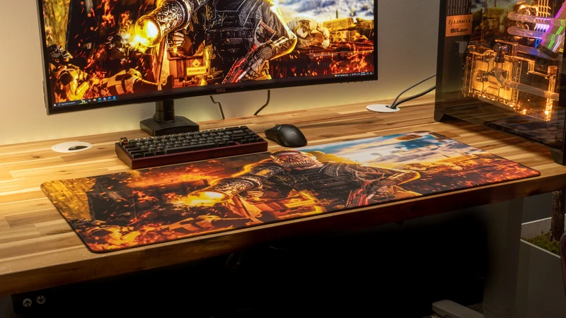 "2.0" — iGxCarnage Deskmat