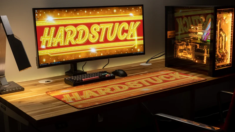 "Hardstuck" — Rav Deskmat