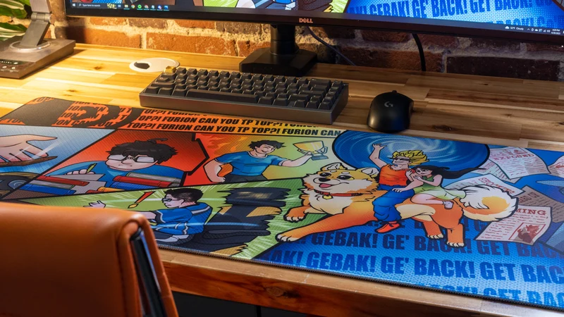 "Eternalenvyy" — Baalorlord Deskmat