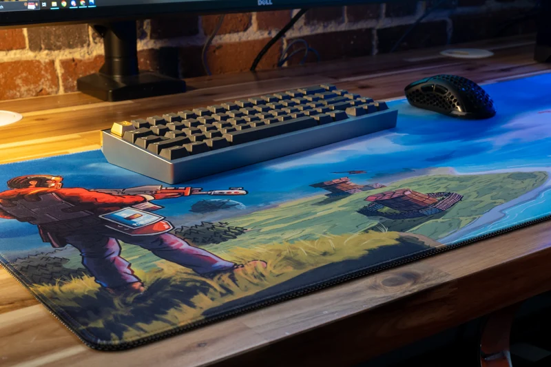 "Oil Rig" — Rust Deskmat