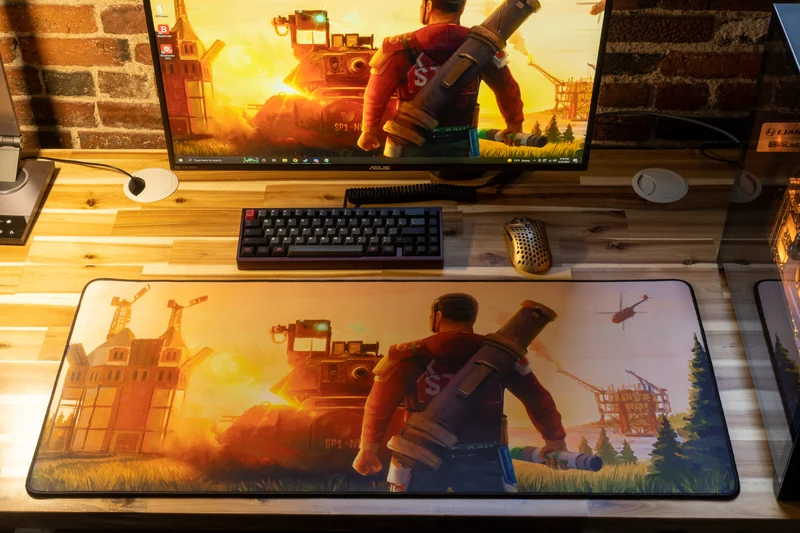 "Spinky" — Signature Deskmat