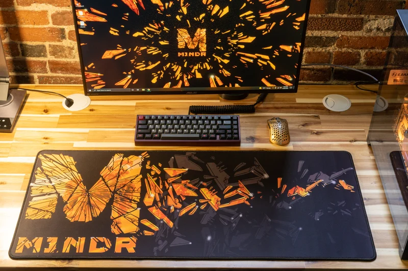 "Broken Memories" — M1NDR Deskmat