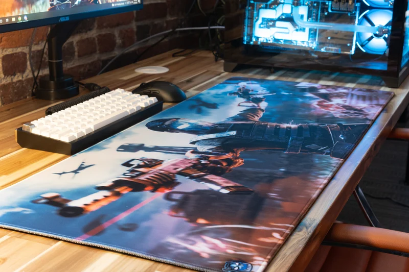 "etone" — Signature Deskmat
