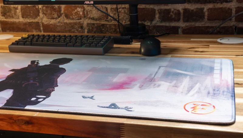 "Falcon" — Signature Deskmat