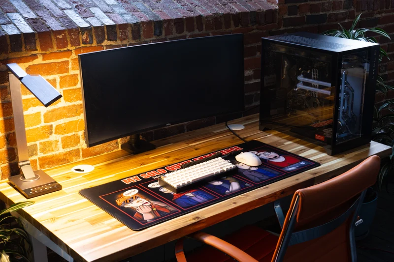 "My Solo Queue Experience" — Rav Deskmat