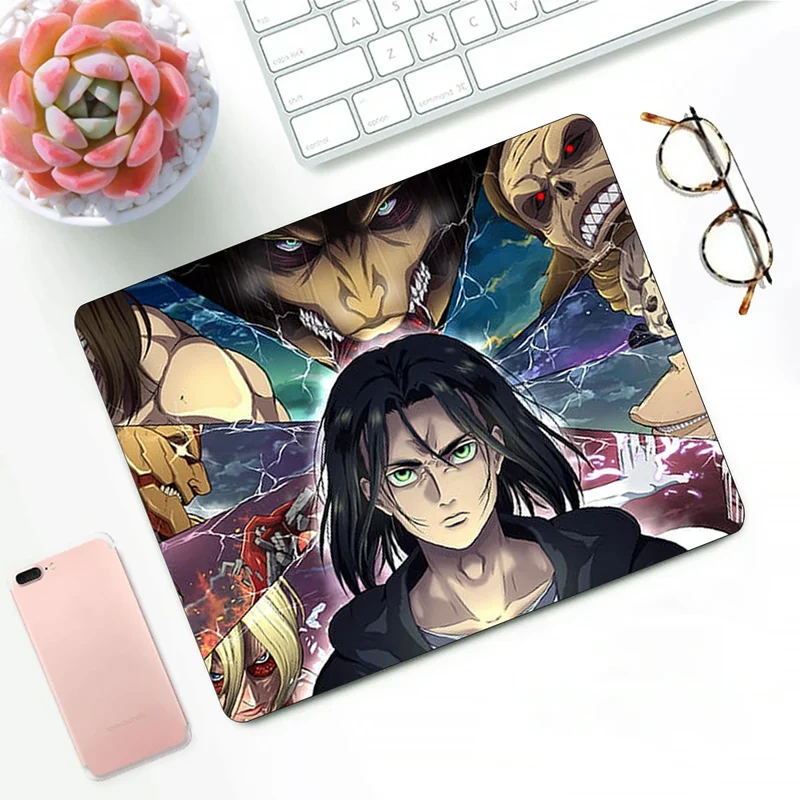 Tapis de Souris Attaque des Titans