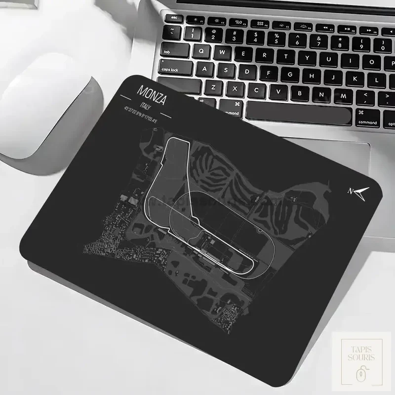 Tapis de Souris F1