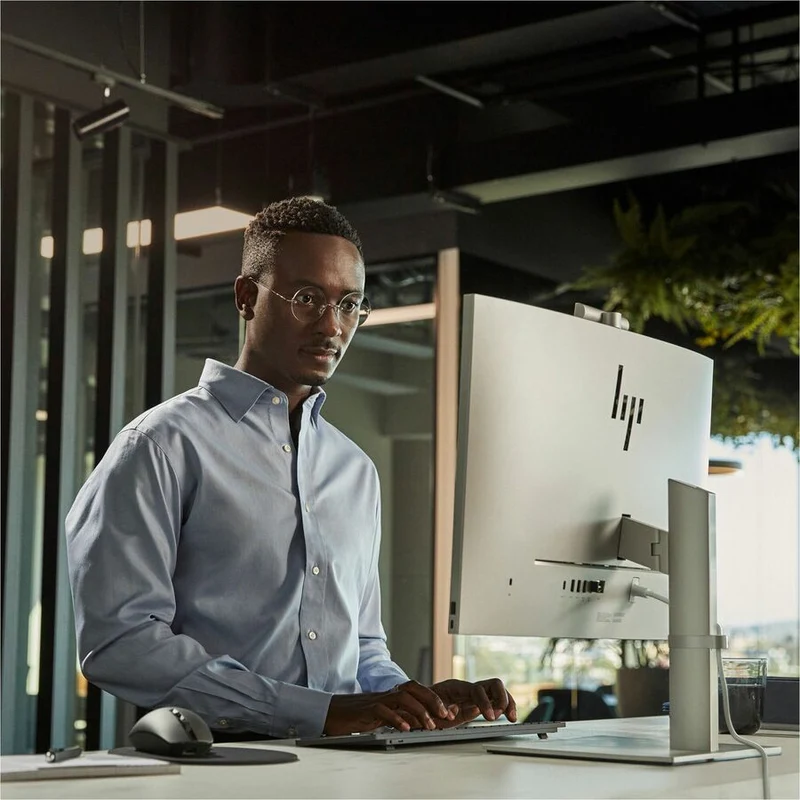 Ordinateur tout-en-un HP EliteOne 870 G9 - Intel Core i5 13e génération i5-13500 - Technologie vPro - 8 Go - SSD 256 Go - 27" QHD - Bureau 89M88UT#ABA