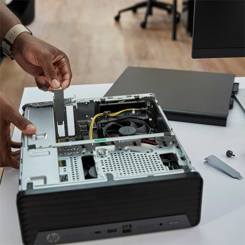 Ordinateur de bureau HP Pro SFF 400 G9 - Intel Core i7 14e génération i7-14700 - Technologie vPro - 16 Go - SSD 512 Go - Petit facteur de forme A70PKUT#ABA