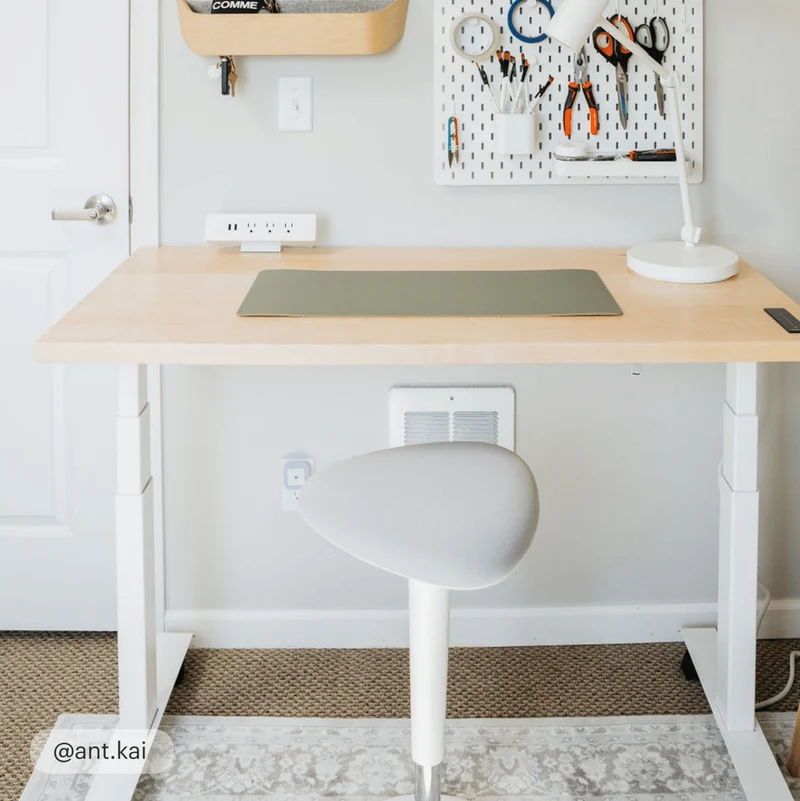Tilt Ergonomic Stool