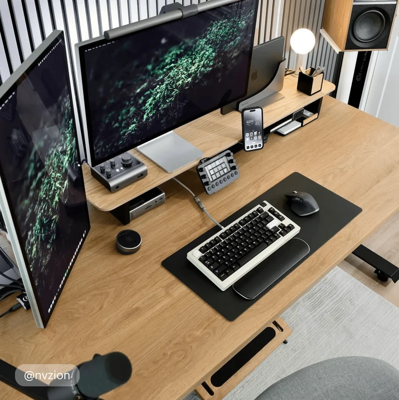 Sway Standing Desk