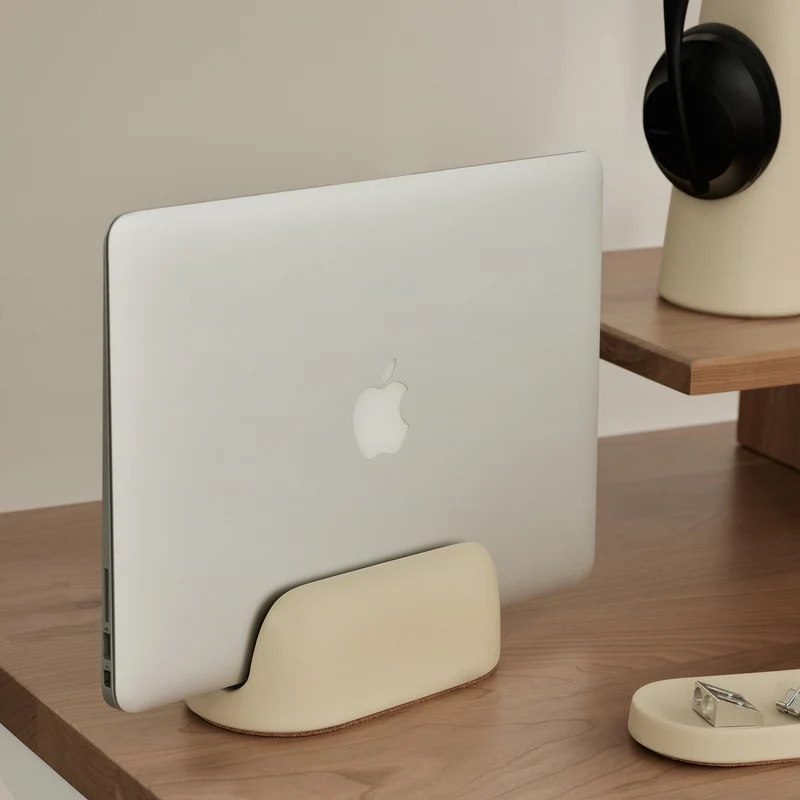 Vertical Laptop Dock