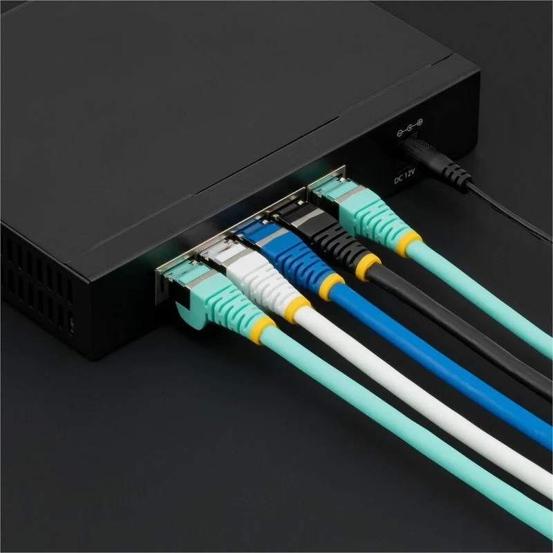 StarTech.com Câble Ethernet CAT1a de 6 m, noir, faible fumée, sans halogène (LSZH), 10 GbE, 100 W PoE S/FTP, cordon de brassage réseau RJ-45 sans accroc NLBK-1F-CAT6A-PATCH