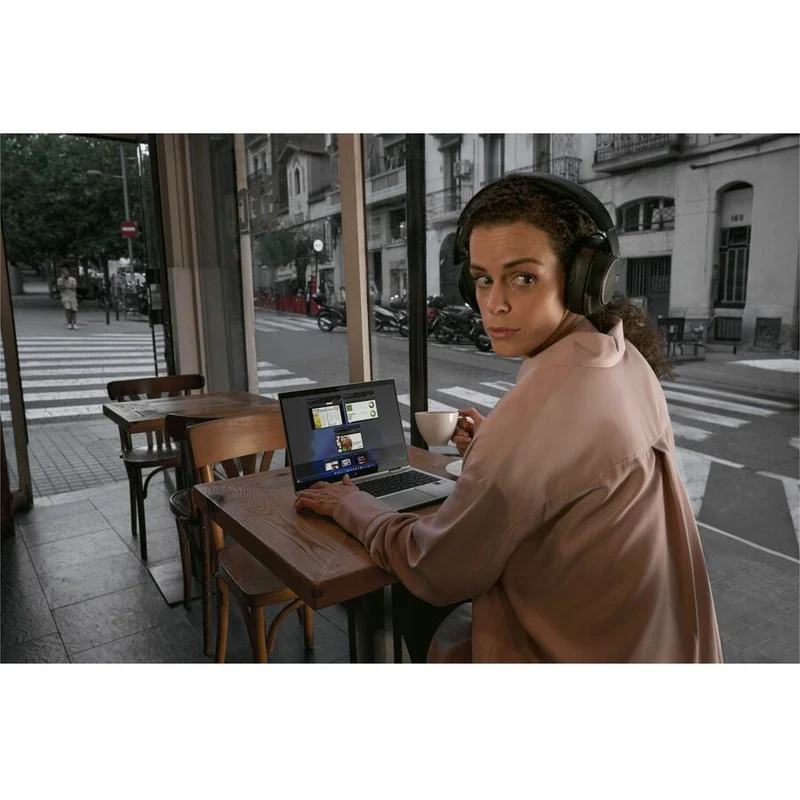 Ordinateur portable HP EliteBook 6 G1q 14" Copilot+ - WUXGA - Qualcomm Snapdragon X Plus X1P-42-100 - 16 Go - SSD 512 Go - Clavier anglais/français - Argent Pike BF9A1UT#ABL