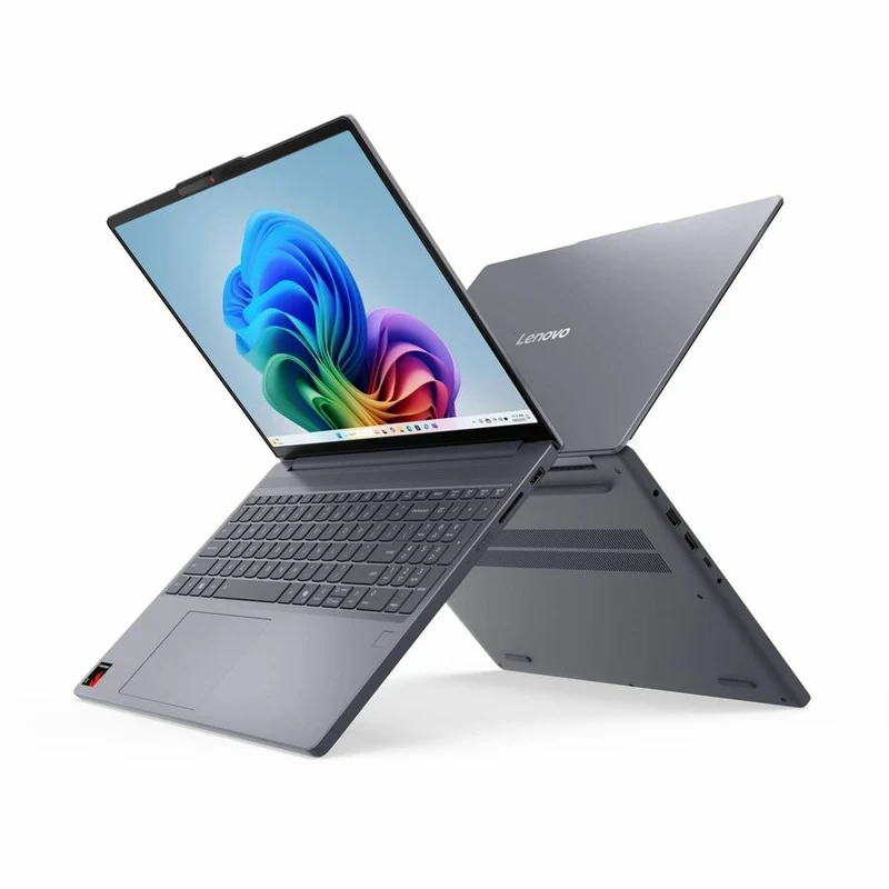 Ordinateur portable Lenovo IdeaPad Slim 3 15Q8X10 83N3004TUS avec écran tactile 15.3" Copilot+ - WUXGA - 60 Hz - Qualcomm Snapdragon X X1-26-100 - 16 Go - SSD 512 Go - Clavier anglais (États-Unis) - Gris Luna 83N3004TUS
