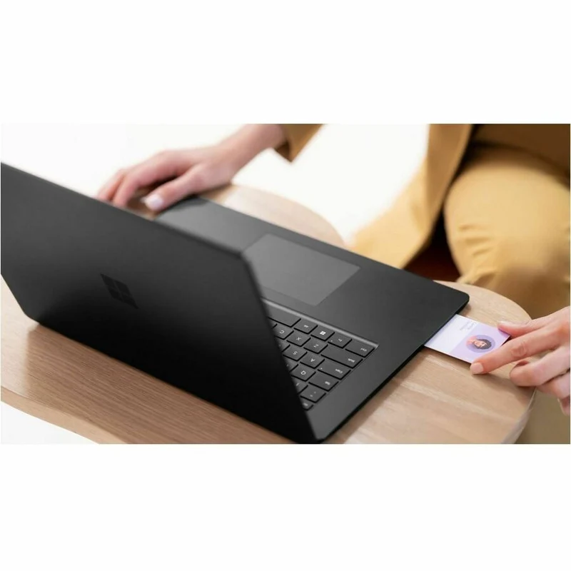 Ordinateur portable Microsoft Surface Laptop 6 15" tactile - Intel Core Ultra 7 165H - 16 Go - SSD 512 Go - Clavier anglais - Noir EP2-34467