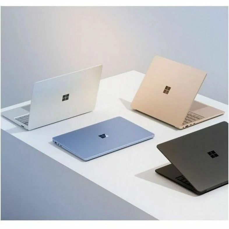 Microsoft Surface Laptop 7 15" Écran tactile Copilot+ PC Notebook - Intel Core Ultra 5 - 16 Go - SSD 512 Go - Clavier anglais - Noir EP2-25971