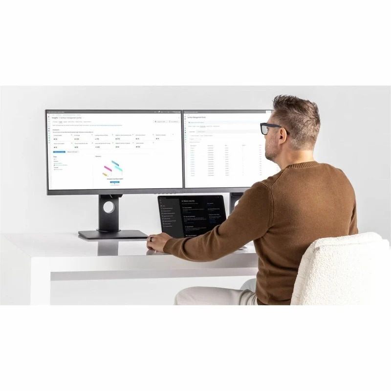 Ordinateur portable Microsoft Surface 13" à écran tactile Copilot+ - Qualcomm Snapdragon X Plus X1P-42-100 - 16 Go - SSD 512 Go - Platinum EP2-31735